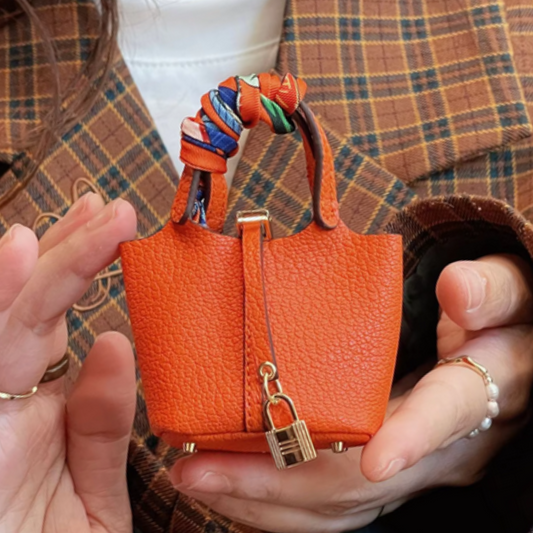Classic Tote Charm